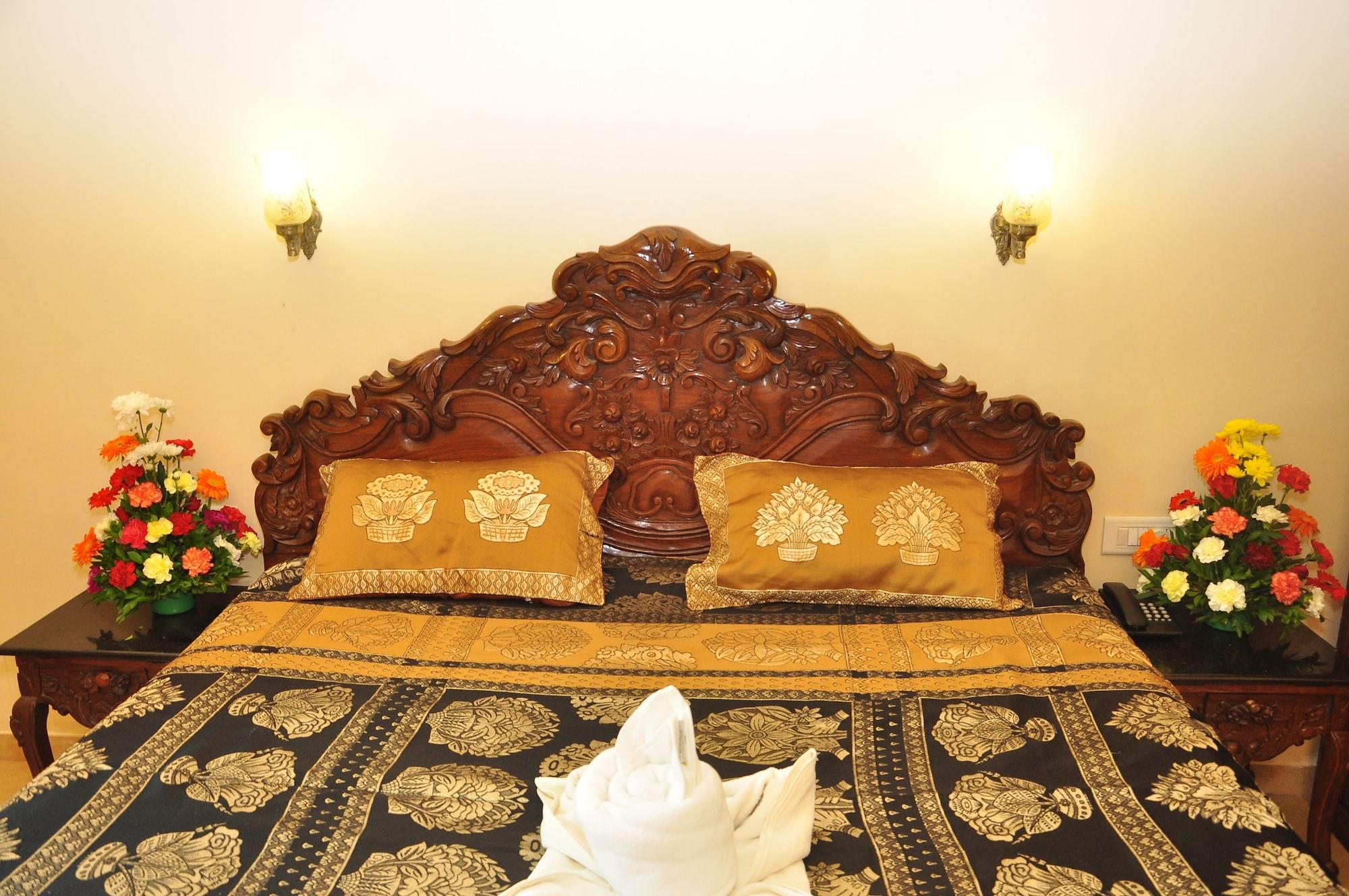 Mayflower Beach Resort By Casa Eternal Baga Dış mekan fotoğraf