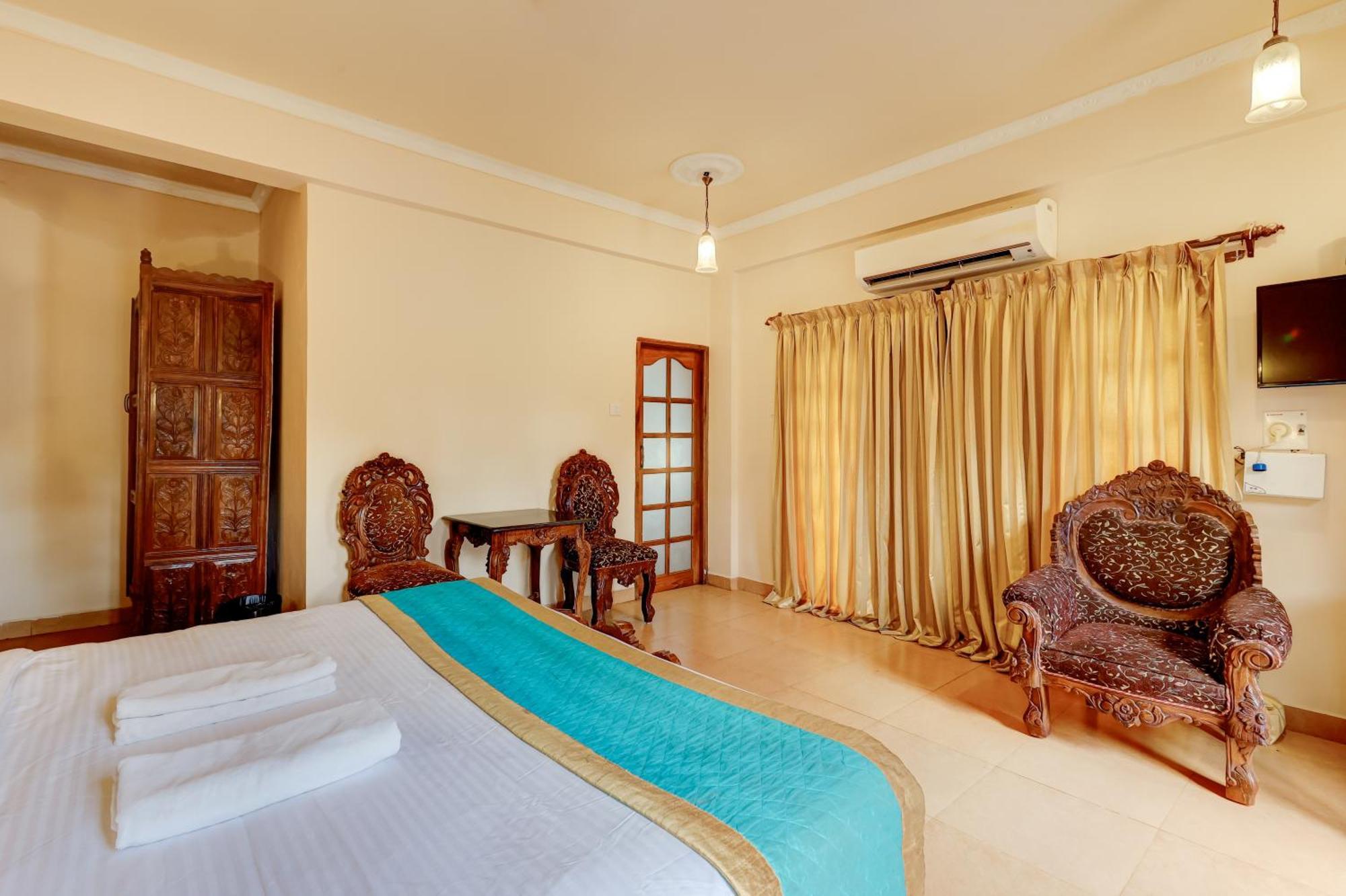 Mayflower Beach Resort By Casa Eternal Baga Dış mekan fotoğraf