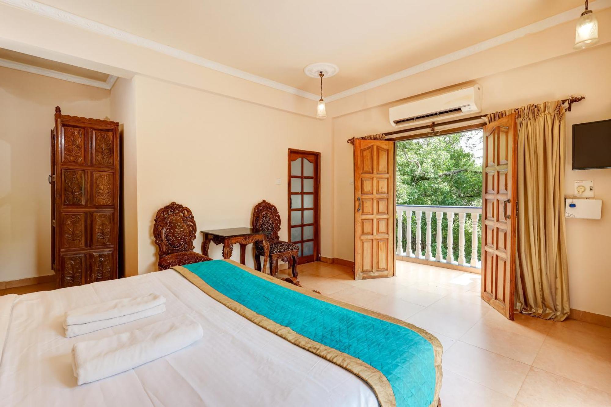 Mayflower Beach Resort By Casa Eternal Baga Dış mekan fotoğraf