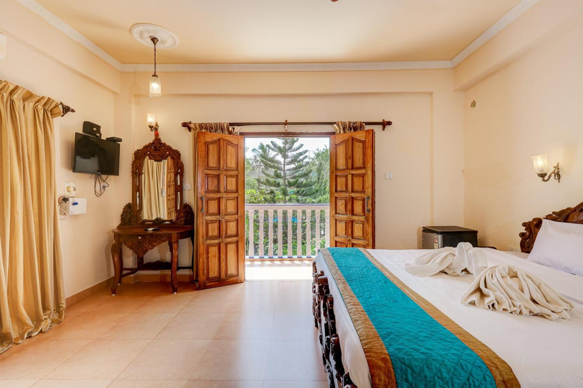 Mayflower Beach Resort By Casa Eternal Baga Dış mekan fotoğraf